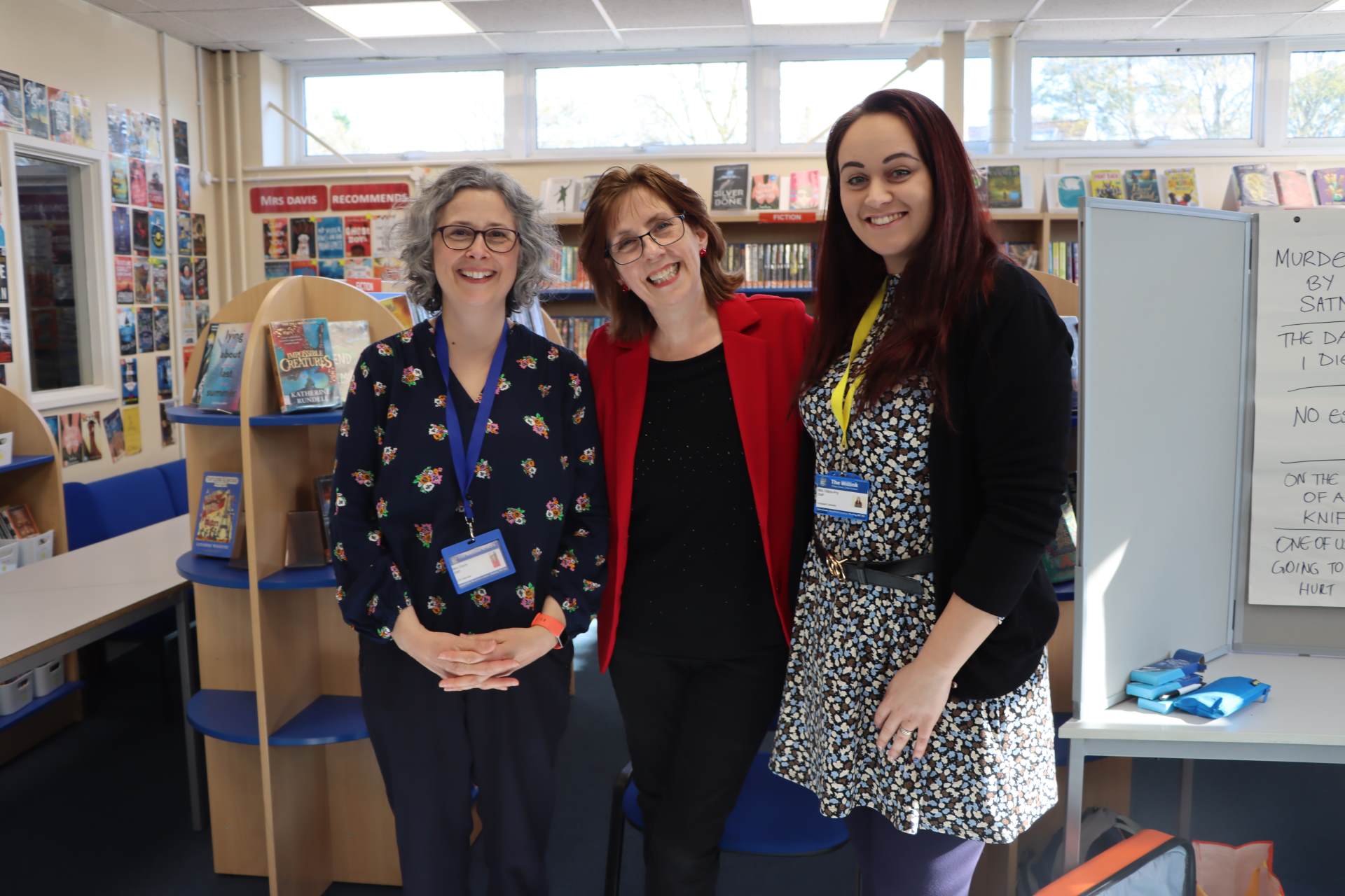 Ali Sparkes with Mrs Davis and Miss Hilton-Fry Ali Sparkes with Mrs Davis and Miss Hilton-Fry